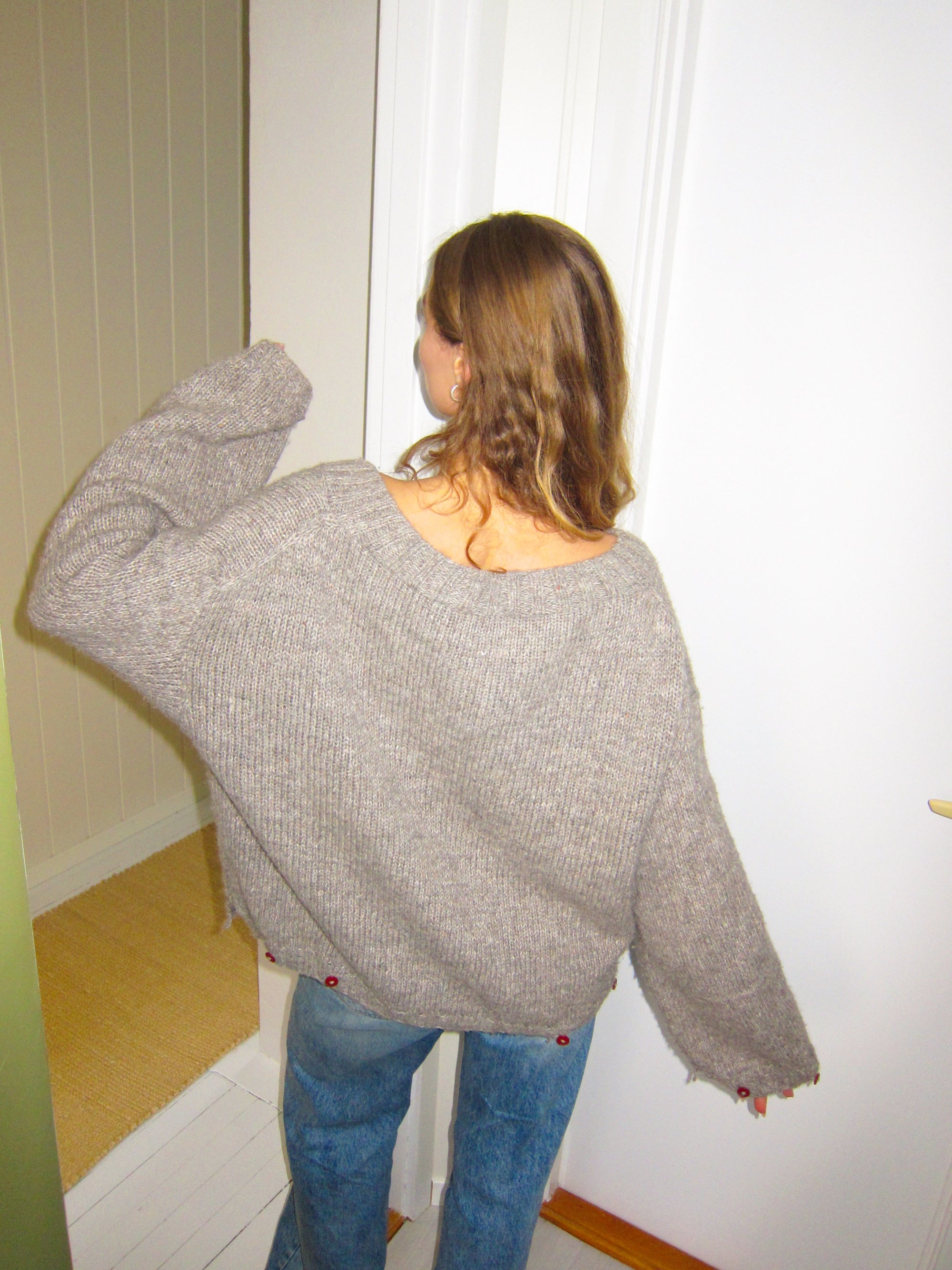 Sweater 4